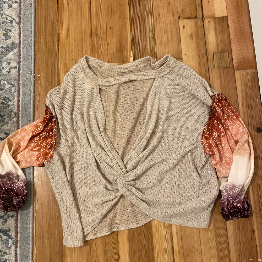 Top - Picture 3 of 3